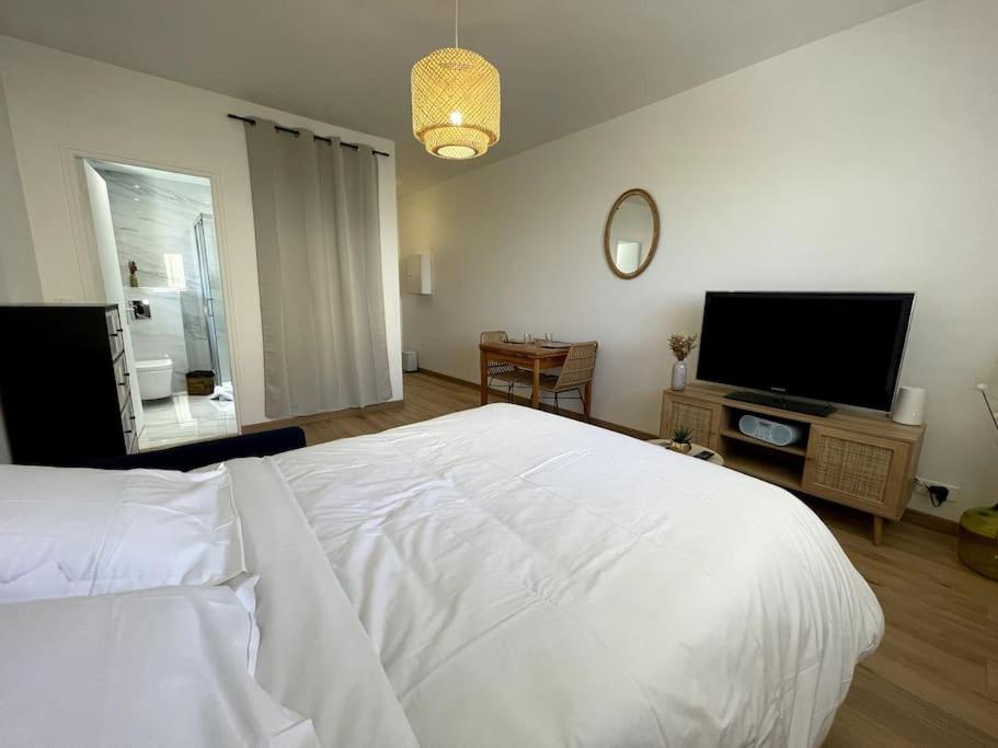 Charmant Studio Climatise Avec Parking, Au Coeur De Pietranera, Plage A 500M, Bastia A 2Km Ville-di-Pietrabugno Luaran gambar